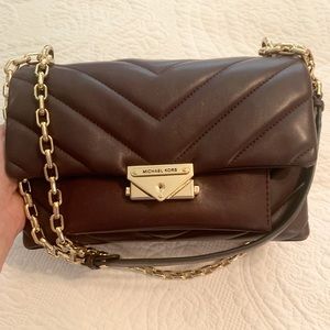 Michael Kors purse Medium classical size